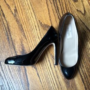 Authentic Valentino Black heels